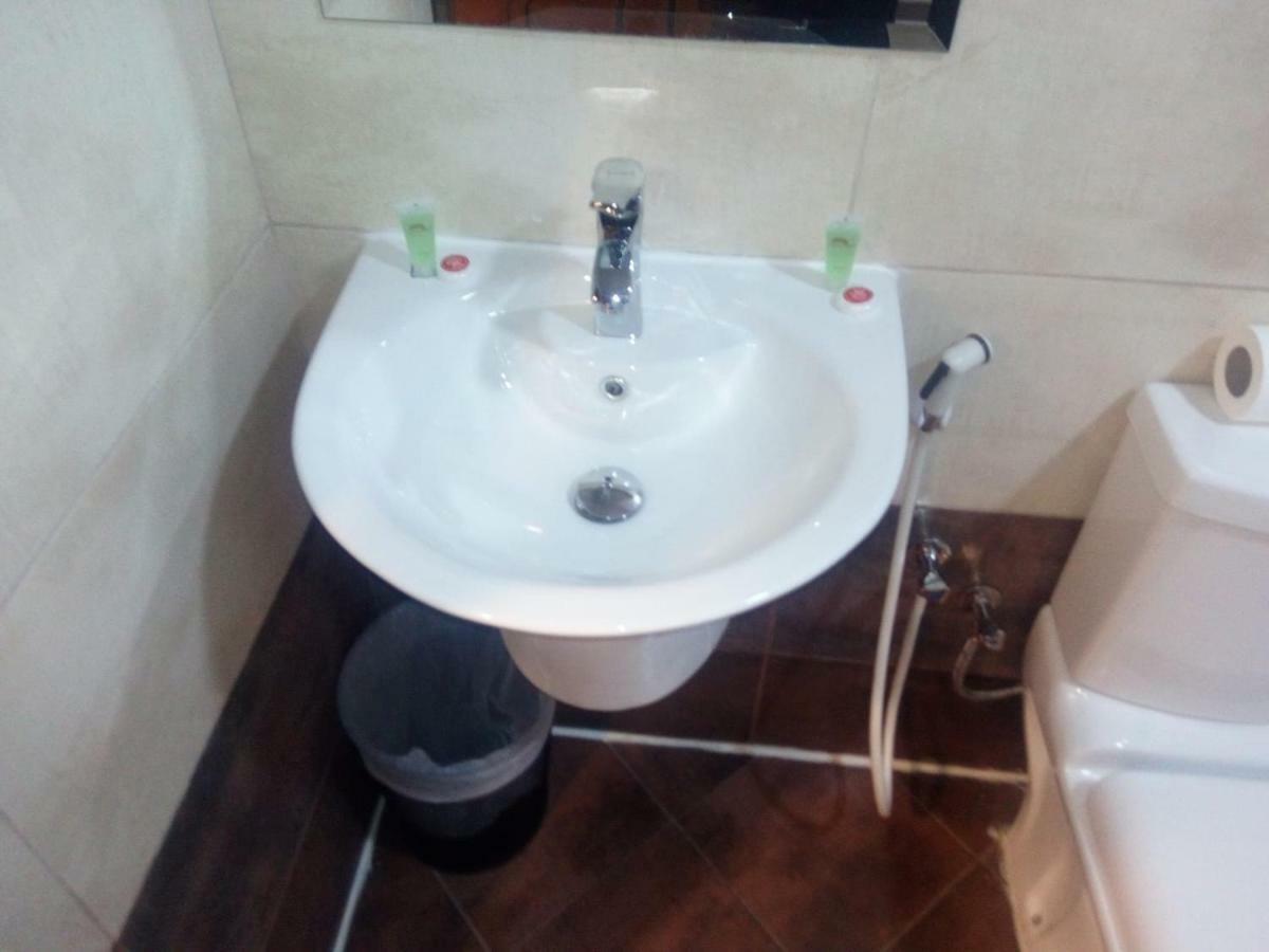 Tangier Tower Hotel Manama Eksteriør billede